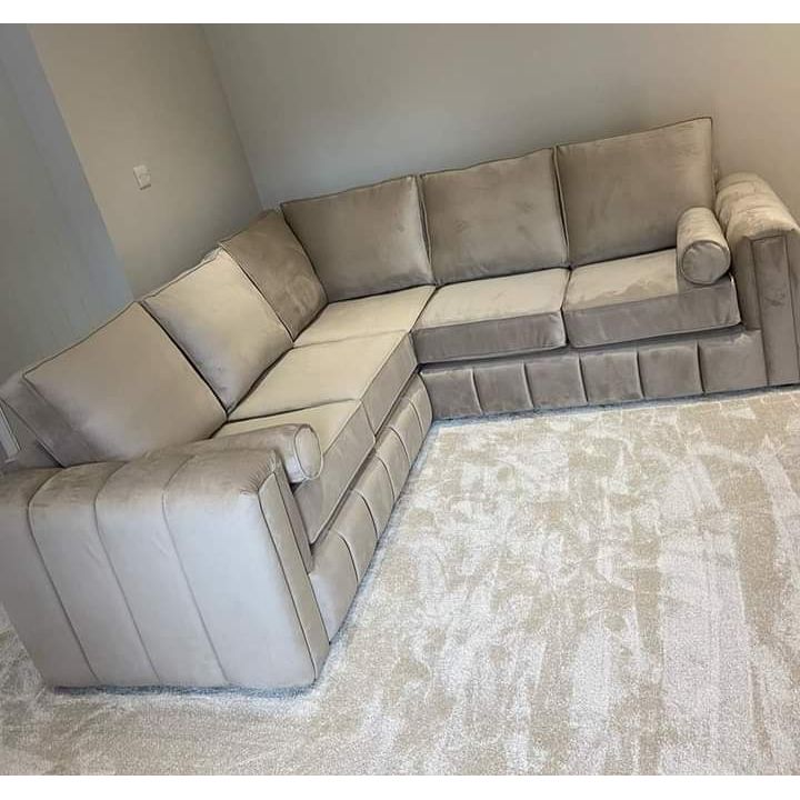 Lilly Cream Chenille Corner Sofa – Modern Comfort with Deep Cushions