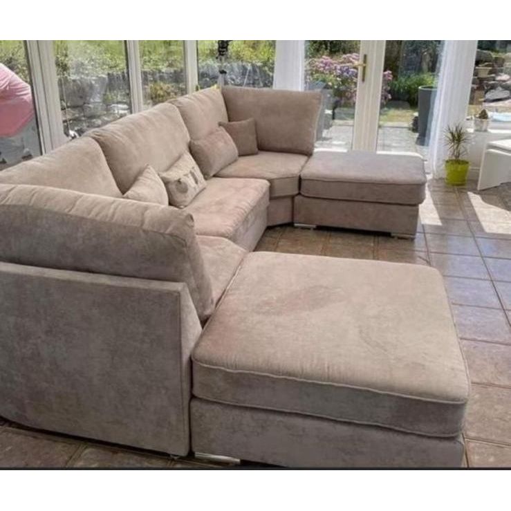 U-Shape Ashton Chesterfield Plush Velvet Sofa – Beige 5 Seater Luxury Sofa